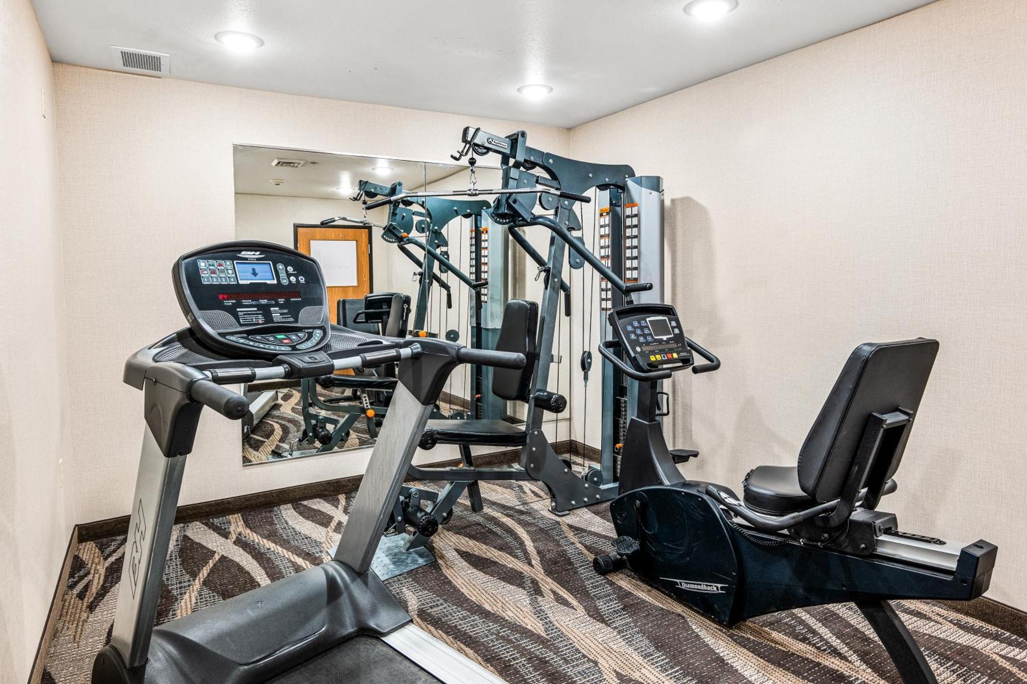 Boarders Inn & Suites By Cobblestone Hotels - Shawano 外观 照片