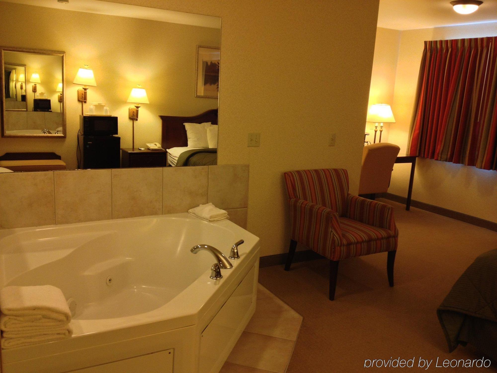 Boarders Inn & Suites By Cobblestone Hotels - Shawano 外观 照片