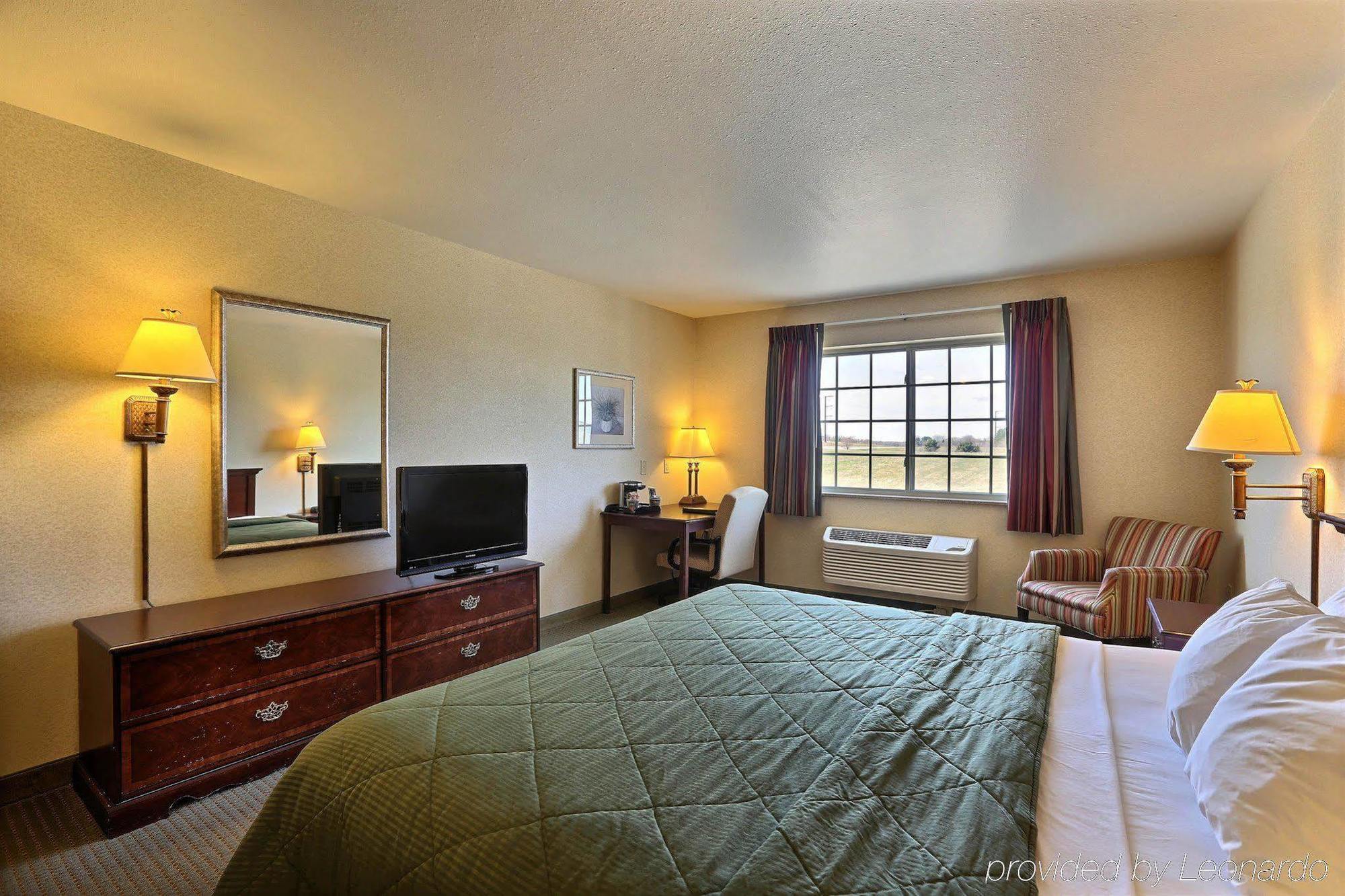 Boarders Inn & Suites By Cobblestone Hotels - Shawano 外观 照片